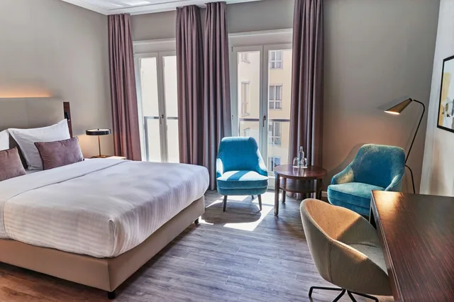 غرفة سوبيريور بسرير مزدوج، Steigenberger Hotel De Saxe 1/3