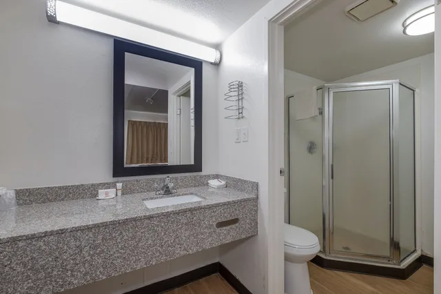 غرفة قياسية بسريرين مزدوجين للمدخنين، Red Roof Inn Suites Spartanburg I 85 7/8
