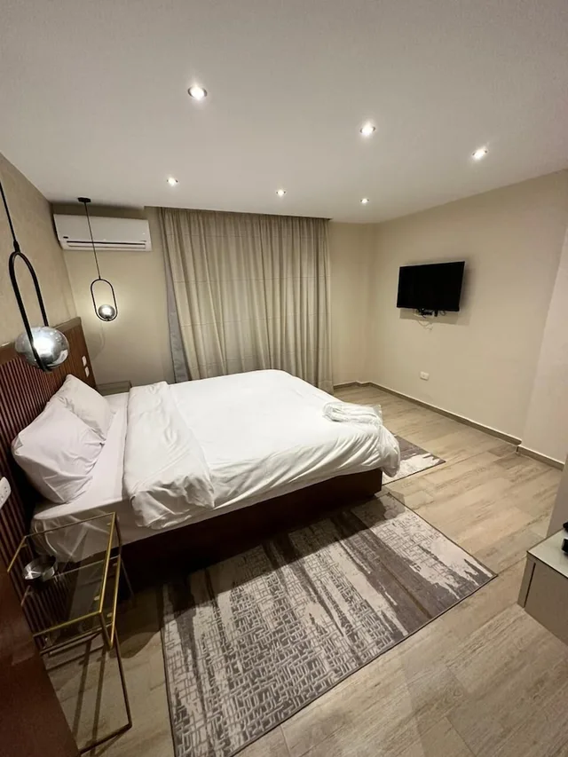 جناح إليت بسرير كينج، Nakhil Residence 1/3