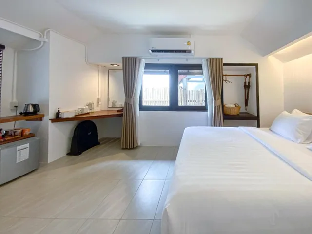 Private, Villa, Bathtub, Chumphon Cabana 1/4