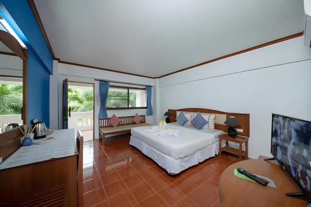 غرفة قياسية بثلاثة أسرّة، Bay Beach Resort 1/2