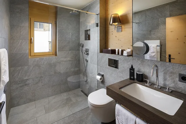 2 Bedrooms, Apartment, King Bed, 2 King Beds, City View, Sofa, Chalet Piz Buin 4/4