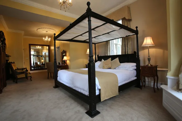 غرفة بسريرين منفصلين، Cave Castle Hotel Country Club 7/10