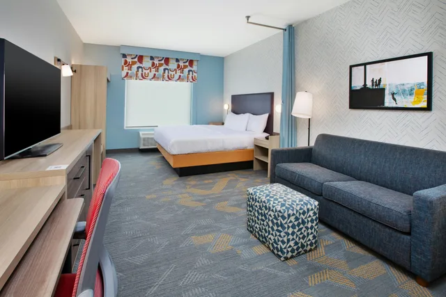 جناح استوديو بسرير كينج، Home2 Suites by Hilton Traverse City 1/2