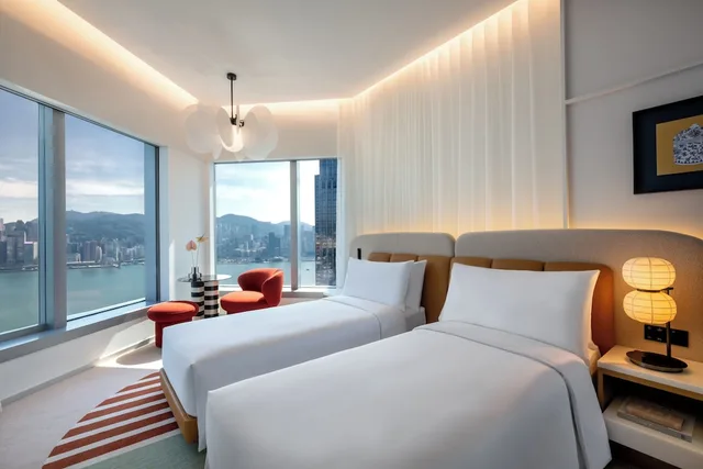 Harbor, Premier, Twin Beds، Mondrian Hong Kong 3/6