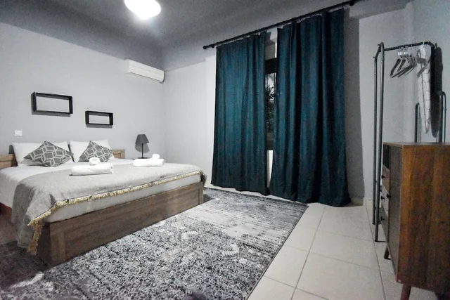 Design, Rock, Apartment, Single Bed, 2 Queen Beds, Sofa، Be My Guest Athens 1/7