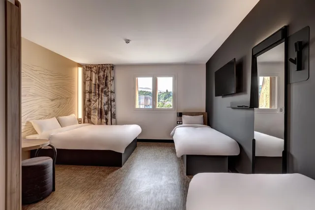 غرفة رباعية، B&B Hotel Evian Publier 1/1