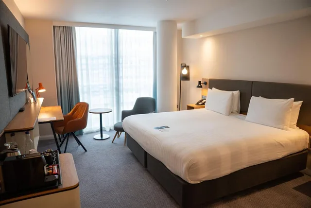 غرفة بريميوم بسرير كوين، Holiday Inn London - Whitechapel by IHG 4/10