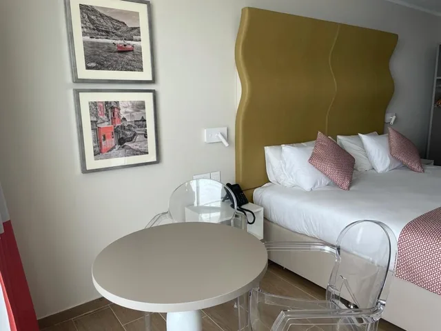 جناح بسرير كينج بإطلالة على البحر، Seaview Hotel Malta - Adults Only 4/5
