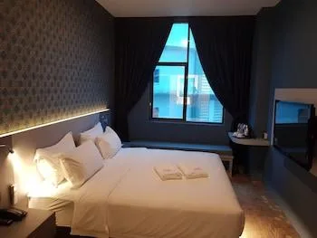Superior, Double or Twin Bed, Selecta Hotel Medan Petisah R Signature 1/1