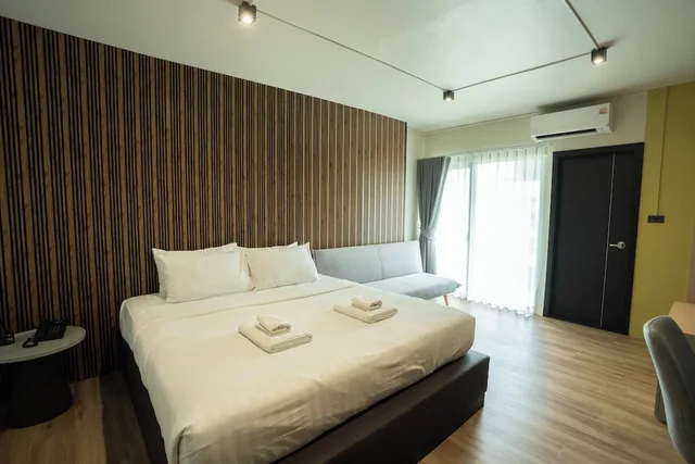 غرفة قياسية بسرير كينج، Infinite Hotel at Ratchada 7/10
