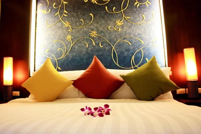 Orchid, Deluxe, 1 Queen and 1 Single Bed، Khaolak Orchid Beach Resort 2/3