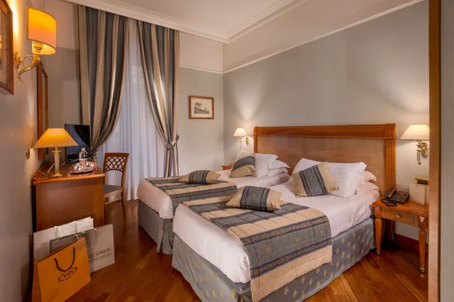 غرفة بسريرين منفصلين، Albergo Ottocento 1/5