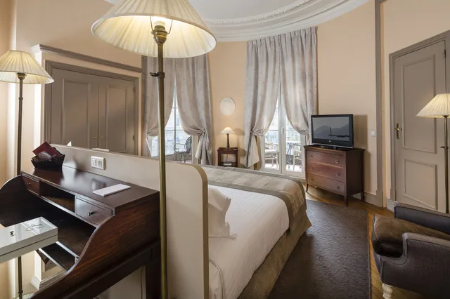 Rotunda, King Bed، Le Cavendish 8/10