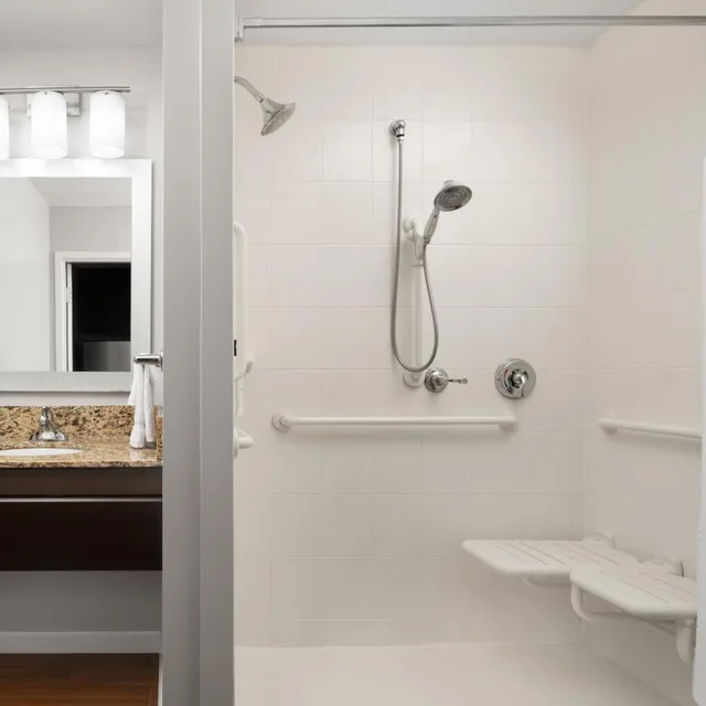 استوديو بسرير كوين، Towneplace Suites Champaign Urbana Campustown 7/7