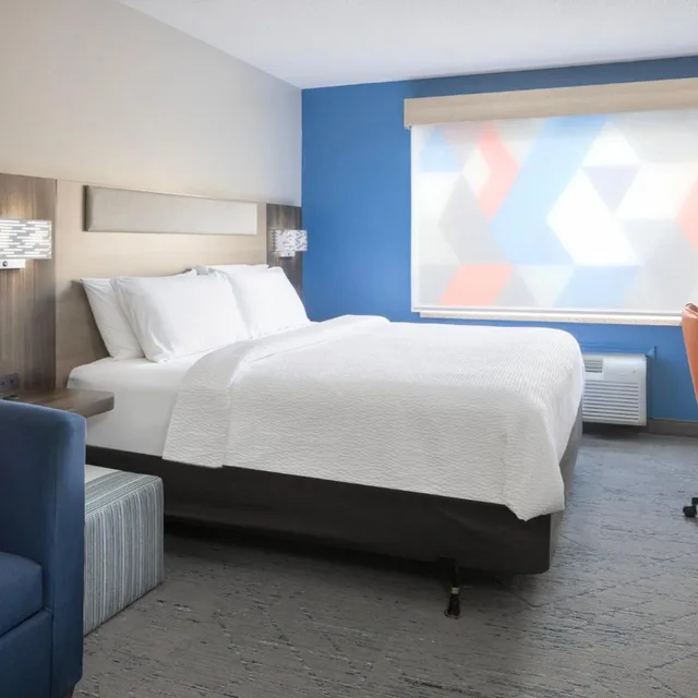 غرفة قياسية بسرير كينج، Holiday Inn Express Ludlow 1/2