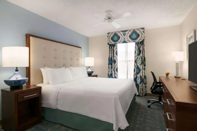 جناح، Homewood Suites Fort Myers at the Bell Tower Shops 3/3
