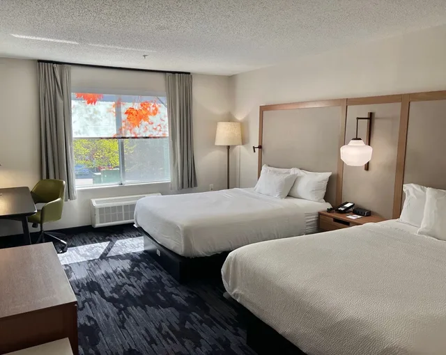 غرفة بسريرين كوين، Fairfield Inn Suites By Marriott Detroit Farmington Hills 2/10
