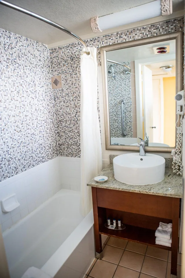 غرفة بسريرين كوين لذوي الإعاقة، Best Western Plus Yacht Harbor Inn 6/7