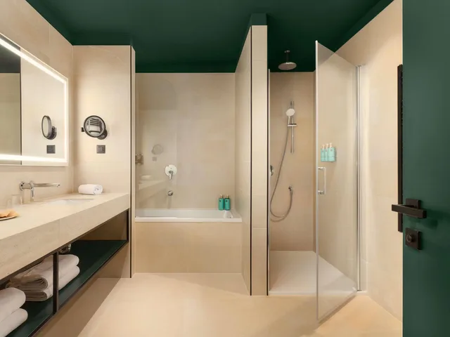 جناح ديلوكس، Novotel Zagreb 3/3