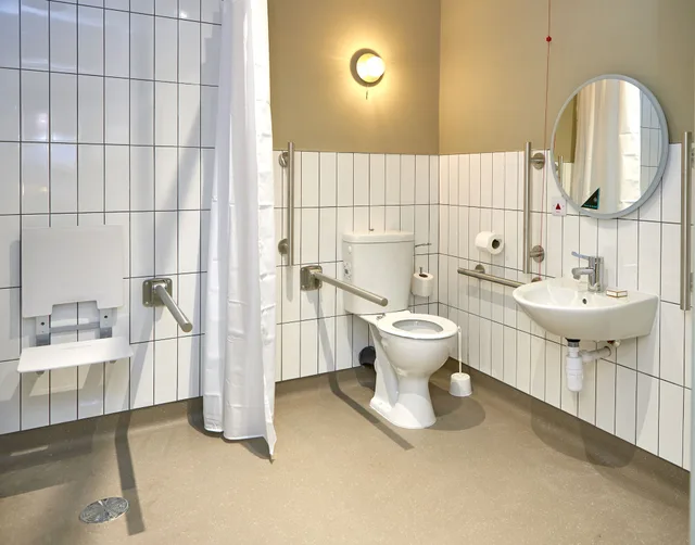 Signature, Wet, Double or Twin Bed، Belmore 3/4
