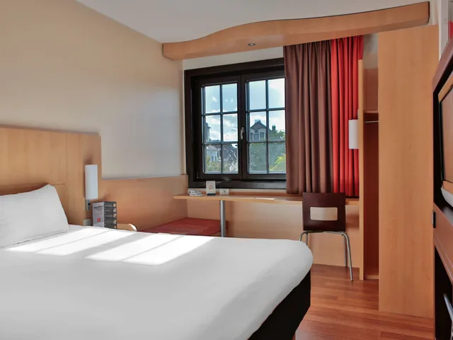 غرفة قياسية بسرير مزدوج، Hotel ibis Brussels off Grand Place 1/8