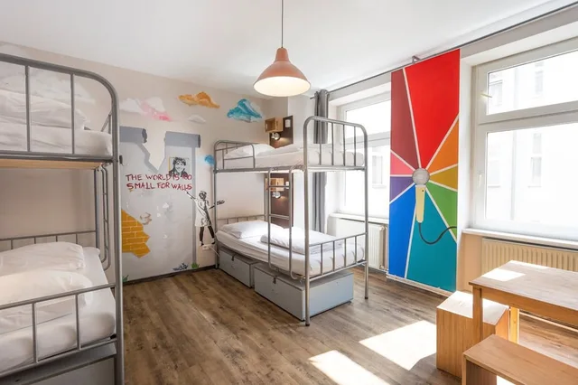 Mixed Dorm, 6 Beds, Sunflower Hostel 2/4