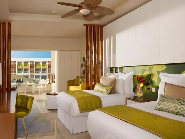 Junior Suite, Double Bed, Garden View, Dreams Onyx Resort And Spa Punta Cana 2/3