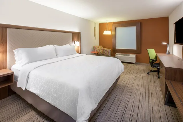 جناح لذوي الإعاقة، Holiday Inn Express Suites West Omaha Elkhorn 4/4