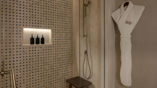 غرفة ديلوكس بسرير مزدوج بإطلالة، Bab Al Shams Desert Resort and Spa 10/10