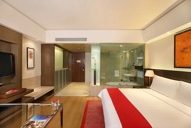 Preferred, King Bed، TRIDENT BANDRA KURLA 4/9