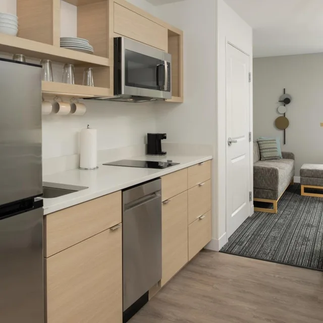 جناح استوديو بسرير كينج مع أريكة لذوي الإعاقة، TownePlace Suites by Marriott Eugene 8/8