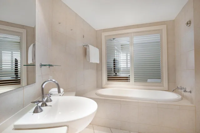 Room, Double or Twin Bed, Ocean View, Mantra on Salt Beach Kingscliff 3/3