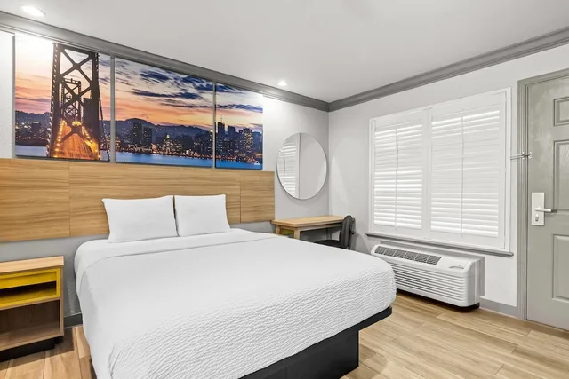 غرفة قياسية بسرير كوين، Days Inn By Wyndham San Francisco S/Oyster Point Airport 5/10