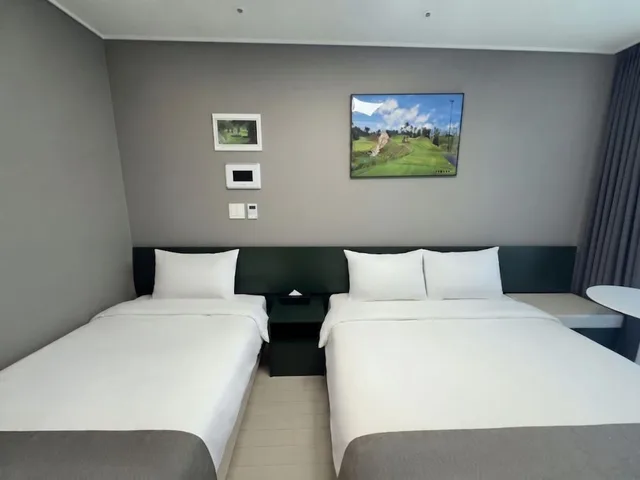 Superior, Twin Beds, 1 Double and 1 Single Bed, Bella Stay Hotel Chuncheon 4/10