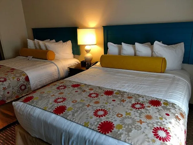 غرفة بسريرين كوين لذوي الإعاقة، Best Western Plus Dayton Hotel & Suites 3/5