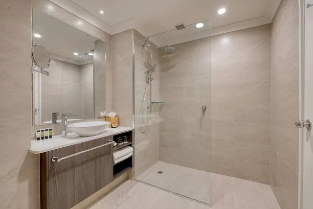 غرفة ديلوكس بسريرين مزدوجين، Duxton Hotel 5/5