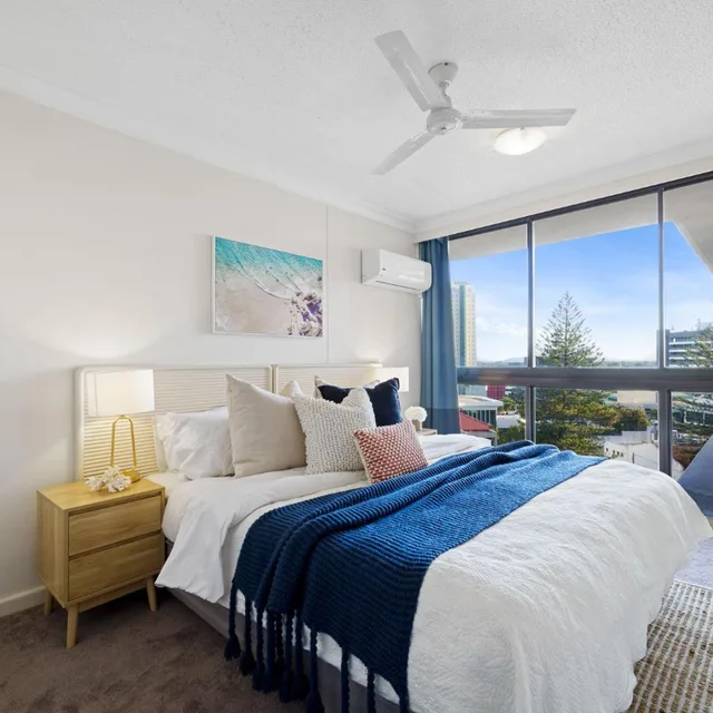 1 Bedroom, Apartment, Ocean View, Beachcomber Resort Surfers Paradise 5/10