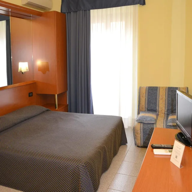 غرفة بسرير مزدوج، Hotel Aurora 4/10
