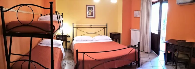 Basic, Quadruple, Double and Bunk Bed, Albergo Pace 2/3