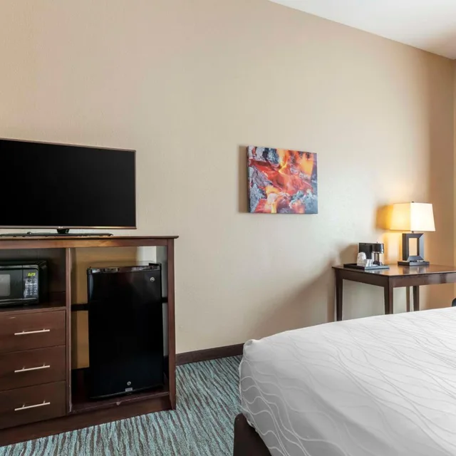غرفة بسرير كوين، Best Western Plus Longhorn Inn & Suites 6/8