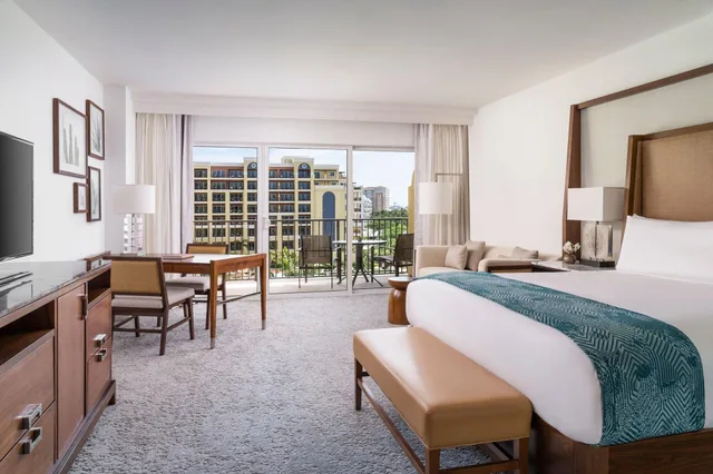 غرفة بسريرين كوين بإطلالة على البحر، The Ritz-Carlton, Aruba 3/8