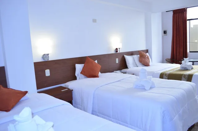 غرفة عائلية بسرير مزدوج وسريرين منفصلين، Hotel Viandina Machupicchu 2/9