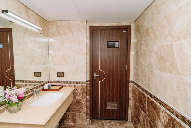 Family, 2 Double Beds, Lake View, Legend Westlake Hotel 5/5