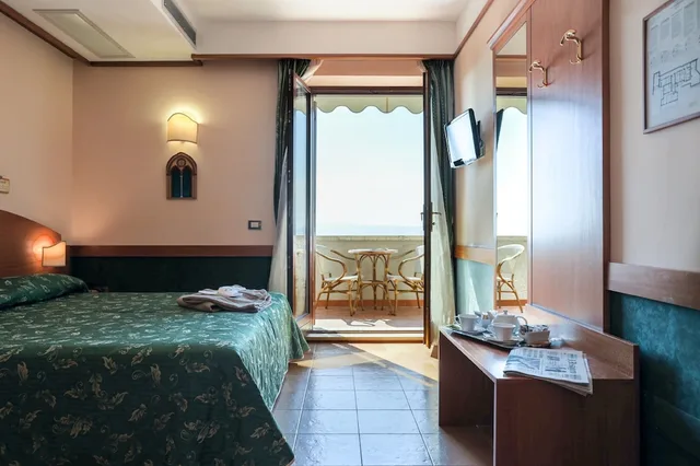 غرفة قياسية بسرير مزدوج، Hotel Ristorante La Terrazza 2/6