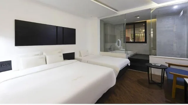 Tower, Superior, Twin Beds, City View، 2 Heaven Hotel 2/10