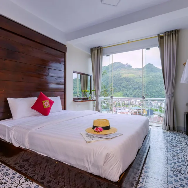 Senior, Double Bed, Panoramic City View, Balcony، Sapa Village Hotel 1/10