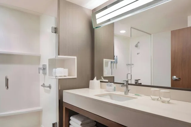 Room, Multiple Beds، Courtyard By Marriott Sedona 3/8