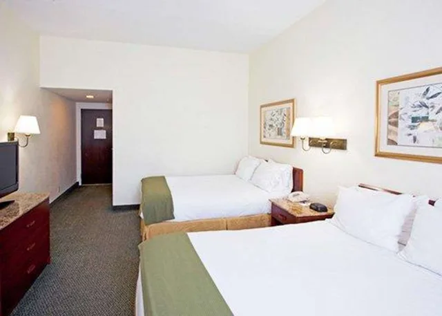 غرفة بسريرين مزدوجين، Econo Lodge Wesley Chapel I-75 1/2
