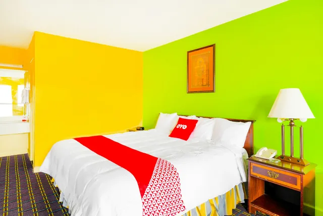 غرفة بسرير كينج للمدخنين، OYO Hotel Williamston 3/5